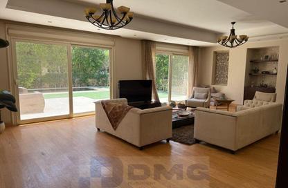 Villa - 4 Bedrooms - 6 Bathrooms for sale in Al Guezira 3 - Sheikh Zayed Compounds - Sheikh Zayed City - Giza