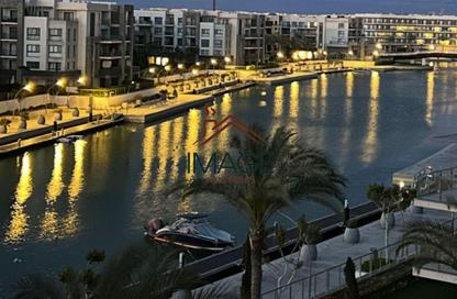 شاليه - 4 غرف نوم - 4 حمامات للبيع في مراسي - سيدي عبد الرحمن - الساحل الشمالي شاليه - 4 غرف نوم - 4 حمامات للبيع في مراسي - سيدي عبد الرحمن - الساحل الشمالي
