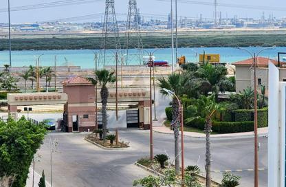 فيلا - 6 غرف نوم - 3 حمامات للبيع في اليكس ويست - كمبوندات الاسكندرية - الاسكندرية