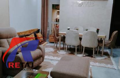 Apartment - 3 Bedrooms - 2 Bathrooms for rent in Ezzat Salama St. - 6th Zone - Nasr City - Cairo