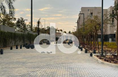 Apartment - 2 - 2 for sale in W Signature By Waterway - South Investors Area - New Cairo City - Cairo