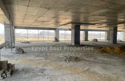 مساحات مكتبية - استوديو - 1 حمام للبيع في شارع ال ٩٠ الجنوبي - شارع التسعين الجنوبي - التجمع الخامس - مدينة القاهرة الجديدة - القاهرة