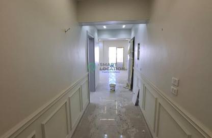 Apartment - 3 Bedrooms - 2 Bathrooms for sale in Street 33 - District 1 - The 5th Settlement - New Cairo City - Cairo