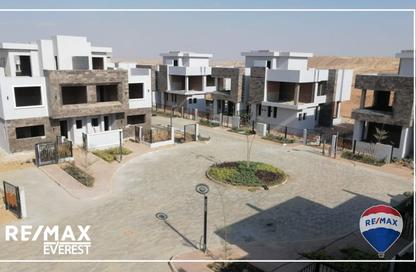 Villa - 6 Bedrooms - 6 Bathrooms for sale in Sun Capital - Fayoum Desert road - 6 October City - Giza Villa - 6 Bedrooms - 6 Bathrooms for sale in Sun Capital - Fayoum Desert road - 6 October City - Giza
