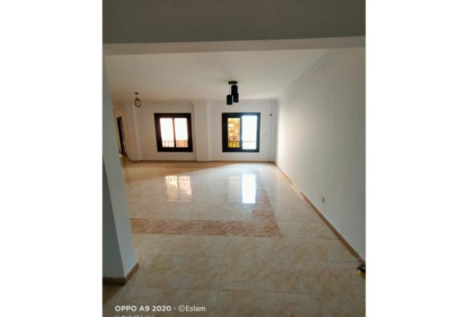 2OX8lyHk7nc - Property Image 2