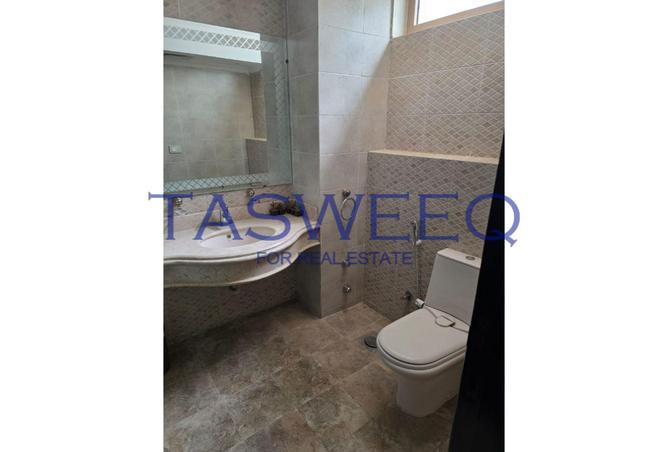 8422661 - Property Image 3