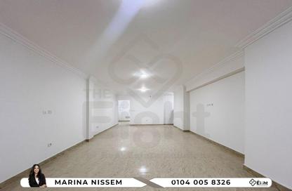 Apartment - 3 Bedrooms - 2 Bathrooms for rent in Grand View - Smouha - Hay Sharq - Alexandria