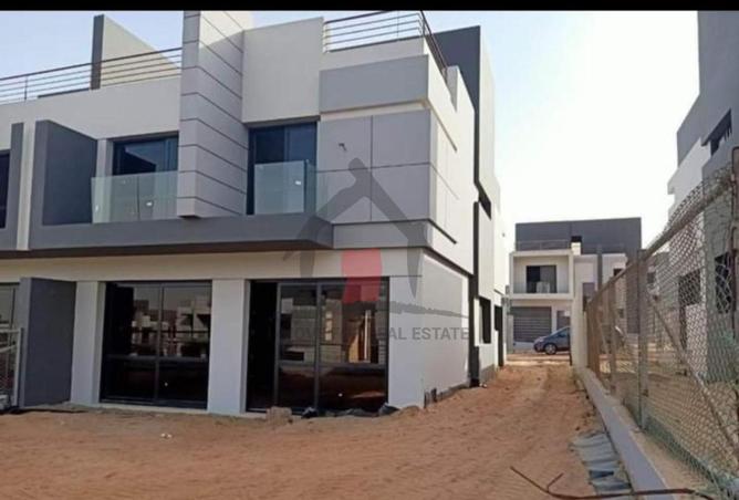 70104880 - Property Image 2