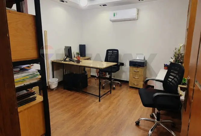 118040167 - Property Image 3