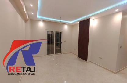 Apartment - 3 Bedrooms - 2 Bathrooms for rent in Bank Center Street - South Teseen St. - The 5th Settlement - New Cairo City - Cairo