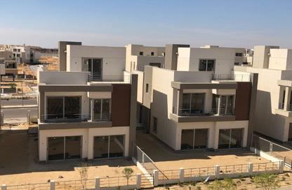 Villa - 3 - 3 for sale in Palm Hills New Cairo - 5th Settlement Compounds - The 5th Settlement - New Cairo City - Cairo
