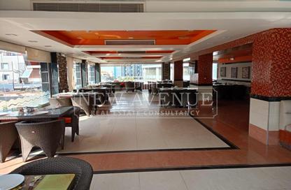 Retail - Studio - 2 Bathrooms for rent in Bank Center Street - South Teseen St. - The 5th Settlement - New Cairo City - Cairo