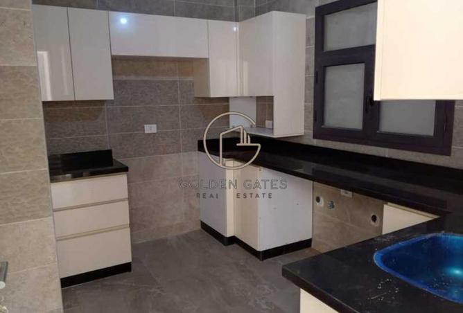 53218394 - Property Image 2