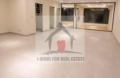 Office Space - 3 Bedrooms - 1 Bathroom for rent in The Lane - 26th of July Corridor - Sheikh Zayed City - Giza
