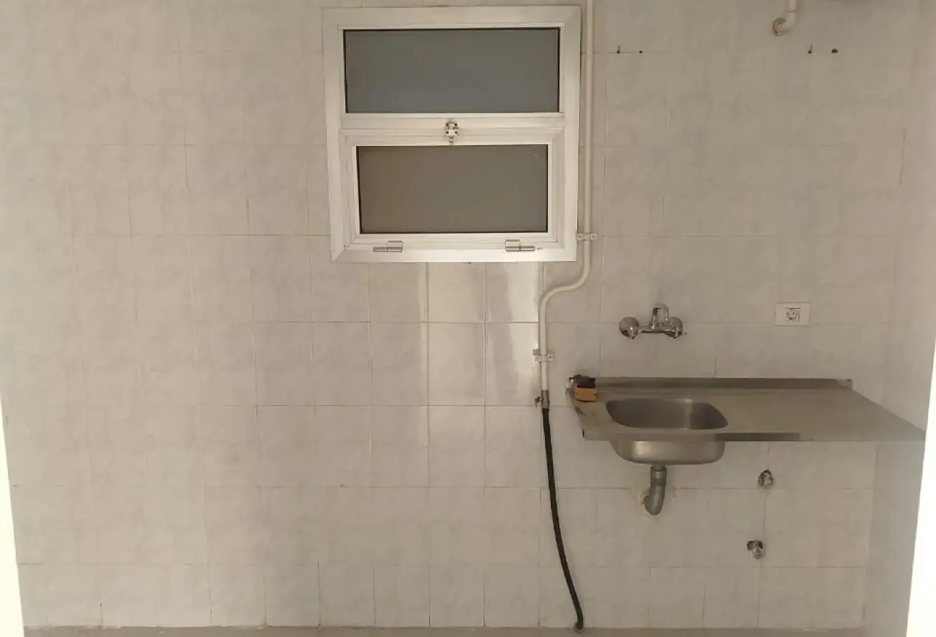 118803998 - Property Main Image