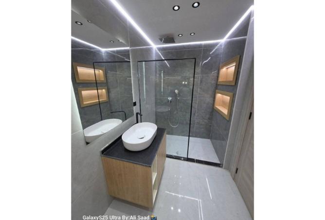 8477579 - Property Image 3