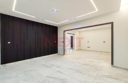 Apartment - 2 Bedrooms - 2 Bathrooms for sale in Gleim Square - Glim - Hay Sharq - Alexandria