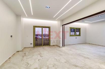 Apartment - 2 Bedrooms - 2 Bathrooms for sale in Gleim Square - Glim - Hay Sharq - Alexandria