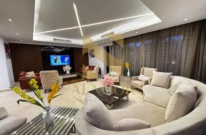 Townhouse - 4 Bedrooms - 5 Bathrooms for rent in Westown - Sheikh Zayed Compounds - Sheikh Zayed City - Giza