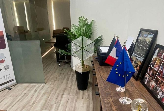 69837739 - Property Main Image