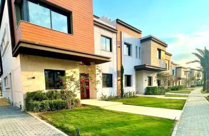 Townhouse - 3 Bedrooms - 3 Bathrooms for sale in Azzar - 5th Settlement Compounds - The 5th Settlement - New Cairo City - Cairo