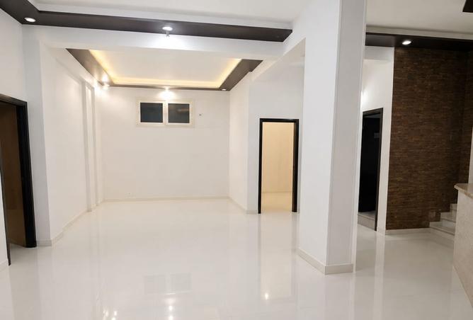 102906798 - Property Main Image