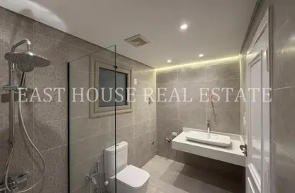 شقة - 2 غرف نوم - 2 حمامات للايجار في جاليريا  مون فالى - المستثمرين الجنوبية - مدينة القاهرة الجديدة - القاهرة