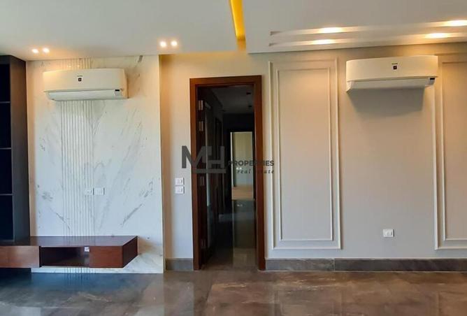 103198011 - Property Image 3