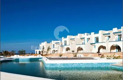 شاليه - 2 غرف نوم - 2 حمامات للبيع في بيت البحر - سيدي حنيش - الساحل الشمالي شاليه - 2 غرف نوم - 2 حمامات للبيع في بيت البحر - سيدي حنيش - الساحل الشمالي