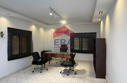 Office Space - 2 Bedrooms - 2 Bathrooms for rent in Street 153 - Maadi - Hay El Maadi - Cairo