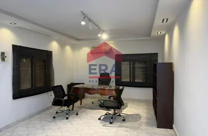 مساحات مكتبية - 2 غرف نوم - 2 حمامات للايجار في شارع 153 - المعادي - حي المعادي - القاهرة