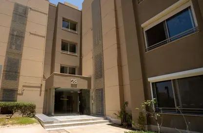 شقة - 2 غرف نوم - 2 حمامات للايجار في فيلدج جيت - المستثمرين الجنوبية - مدينة القاهرة الجديدة - القاهرة