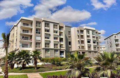 Apartment - 3 Bedrooms - 3 Bathrooms for sale in Greens - Hyde Park - New Cairo City - Cairo