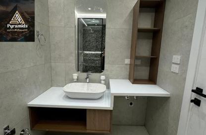 Apartment - 3 - 2 for rent in Mountain View iCity October - 6 October Compounds - 6 October City - Giza