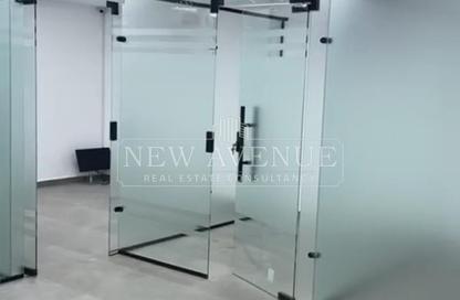 Office Space - Studio - 1 Bathroom for sale in South Gate Mall - South Teseen St. - The 5th Settlement - New Cairo City - Cairo
