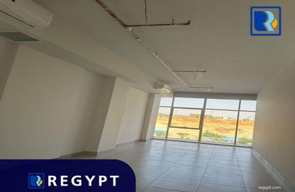 مساحات مكتبية - استوديو - 1 حمام للايجار في ووترواي إيست - التجمع الخامس - مدينة القاهرة الجديدة - القاهرة
