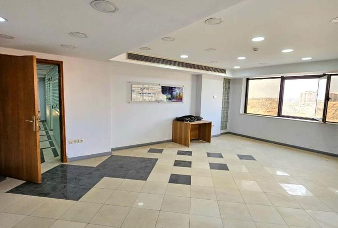 52196963 - صورة العقار 3