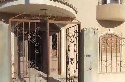 Villa - 6 Bedrooms - 5 Bathrooms for sale in Al Diplomaseen - 2nd District - Sheikh Zayed City - Giza
