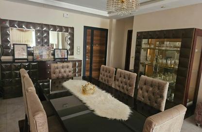 Apartment - 3 - 3 for sale in 6th District - Sheikh Zayed City - Giza Apartment - 3 - 3 for sale in 6th District - Sheikh Zayed City - Giza