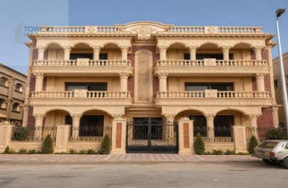 Apartment - 3 Bedrooms - 3 Bathrooms for sale in Area F - Ganoob El Acadimia - New Cairo City - Cairo