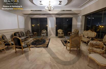 Palace - 7+ Bedrooms - 7+ Bathrooms for sale in Royal City - Sheikh Zayed Compounds - Sheikh Zayed City - Giza