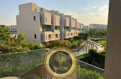 شقة - 4 غرف نوم - 3 حمامات للبيع في كمبوند البروج - كمبوندات الشروق - مدينة الشروق - القاهرة