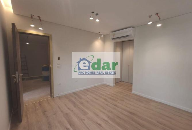 60372344 - Property Main Image