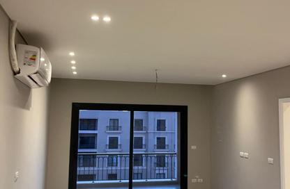 Apartment - Studio - 2 Bathrooms for sale in Village West - Sheikh Zayed Compounds - Sheikh Zayed City - Giza Apartment - Studio - 2 Bathrooms for sale in Village West - Sheikh Zayed Compounds - Sheikh Zayed City - Giza