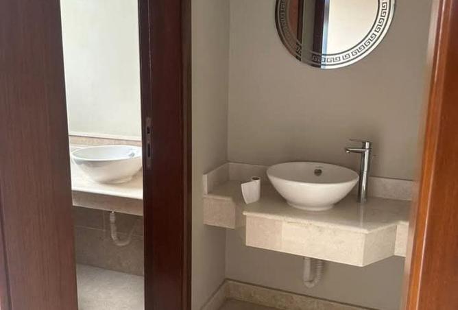 57244213 - صورة العقار 3