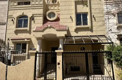 Villa - 4 Bedrooms - 5 Bathrooms for sale in Tabarak - Zahraa El Maadi - Hay El Maadi - Cairo