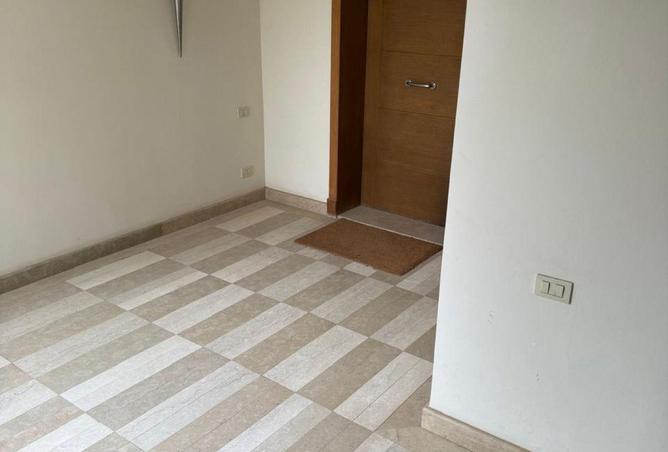 54753847 - Property Image 3