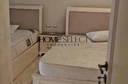 Apartment - 2 Bedrooms - 2 Bathrooms for sale in Beverly Hills - Sheikh Zayed Compounds - Sheikh Zayed City - Giza