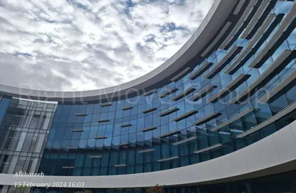 مساحات مكتبية - 8 غرف نوم - 3 حمامات للبيع في القرية الذكية - طريق مصر اسكندرية الصحراوي - مدينة 6 أكتوبر - الجيزة