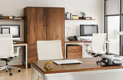 مساحات مكتبية - غرفة نوم - 1 حمام للايجار في طريق بيفرلي هيلز - الحي السابع عشر - الشيخ زايد - الجيزة